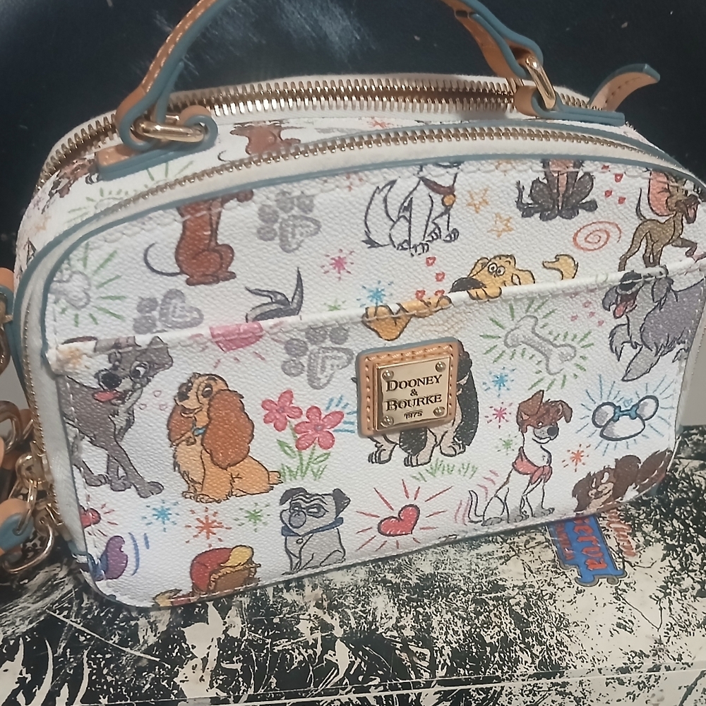 Dooney & Bourke White and Brown Shoulder Bag